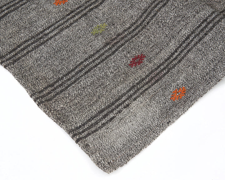 Gray Runner Rug 2' 11" x 18' 8" | No. VR15416