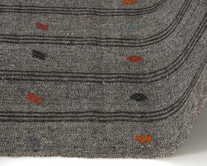 Gray Runner Rug 2' 11" x 18' 8" | No. VR15416