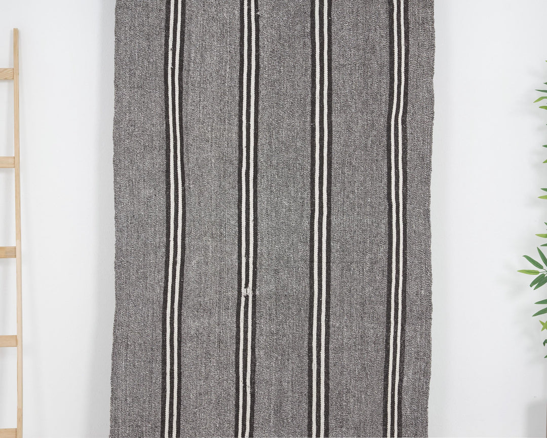 Gray Runner Rug 3' 5" x 19' | No. VR85603
