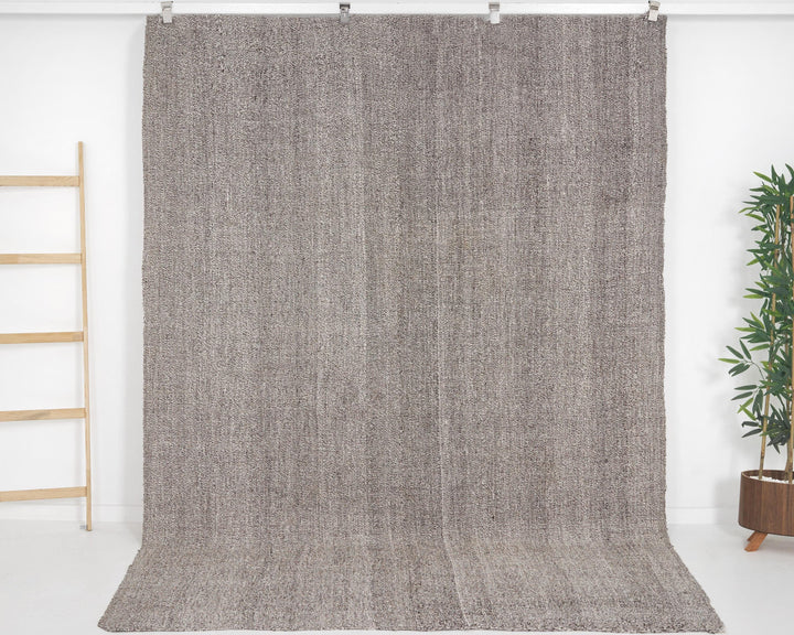 Gray Kilim Rug 6' 7" x 9' | No. VR88061