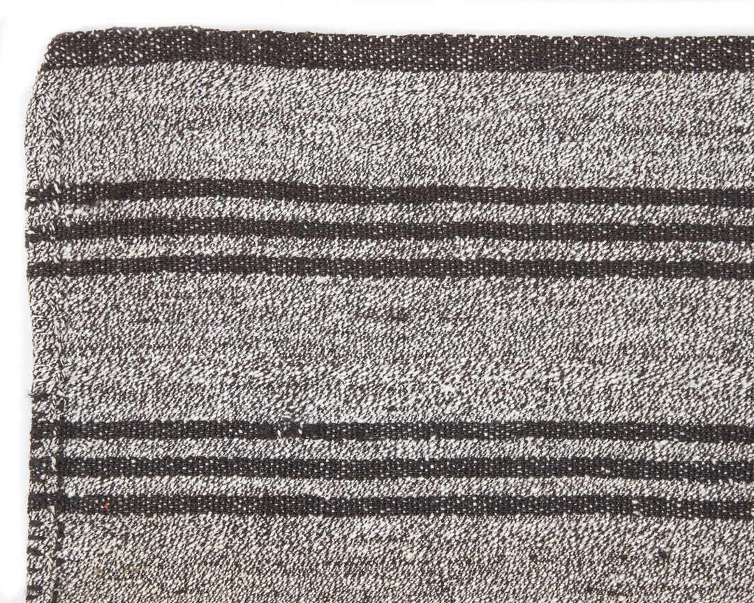 Gray Kilim Rug 4' 5" x 7' 2" | No. VR75448