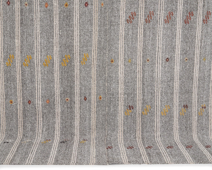 Gray Kilim Rug 6' 11" x 8' 4" | No. VR58075