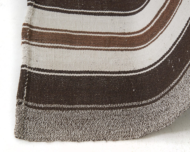 Kilim Rug 6' 7" x 7' 3" | No. VR92948