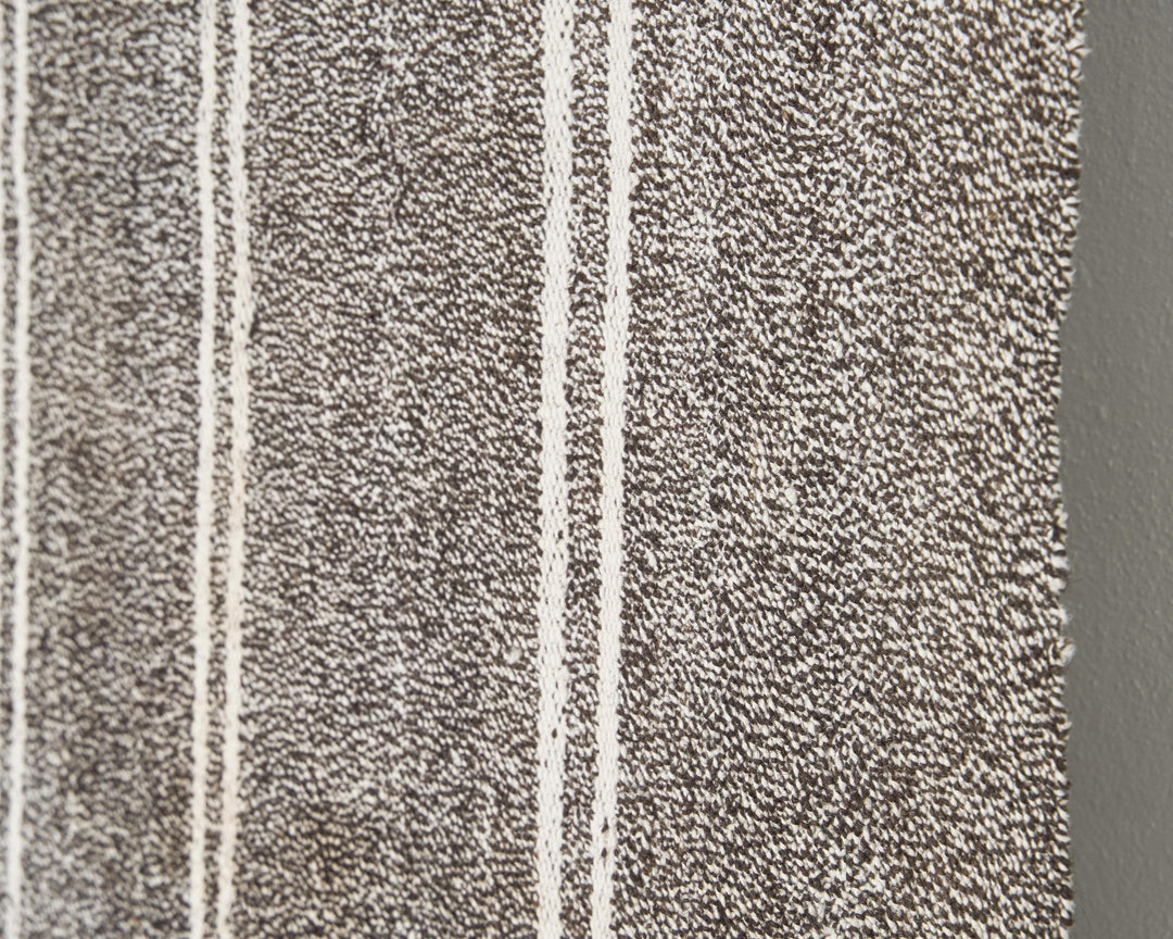 Gray Kilim Rug 4' 9" x 6' 7" | No. VR68167