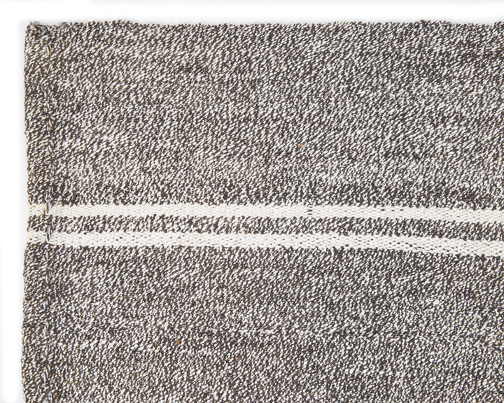 Gray Kilim Rug 4' 9" x 6' 7" | No. VR68167