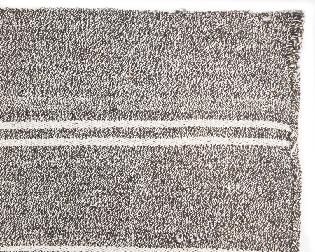 Gray Kilim Rug 4' 9" x 6' 7" | No. VR68167