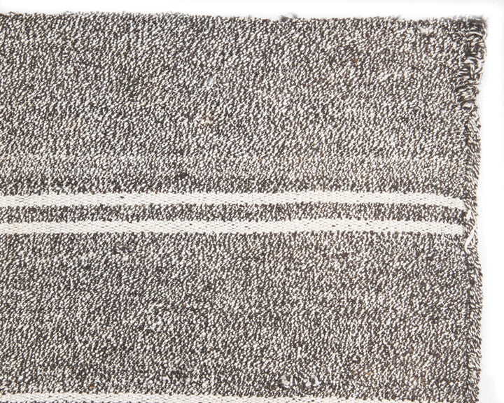 Gray Kilim Rug 4' 9" x 6' 7" | No. VR68167