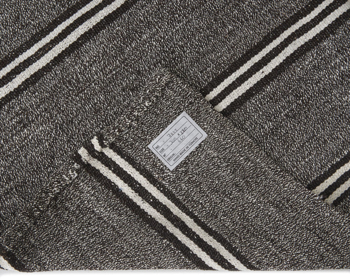 Gray Kilim Rug 7' 3" x 9' 10" | No. VR15735