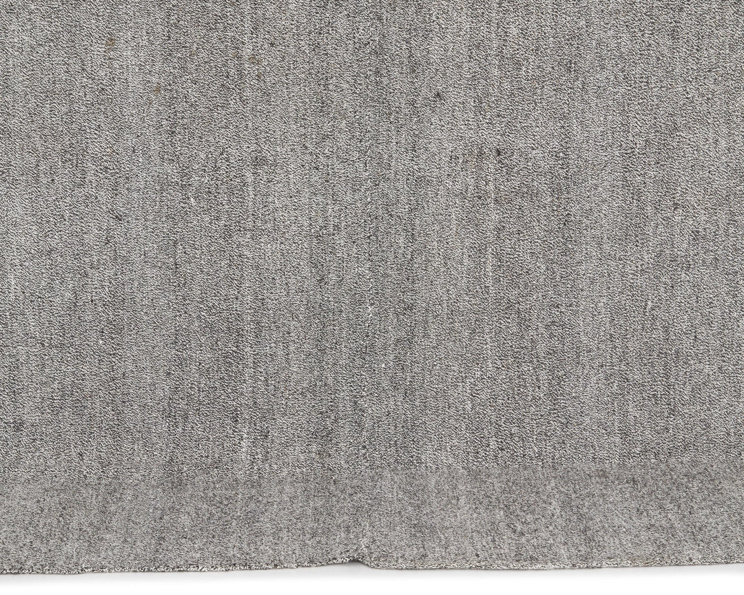 Gray Kilim Rug 8' 2" x 5' 8" | No. VR26123