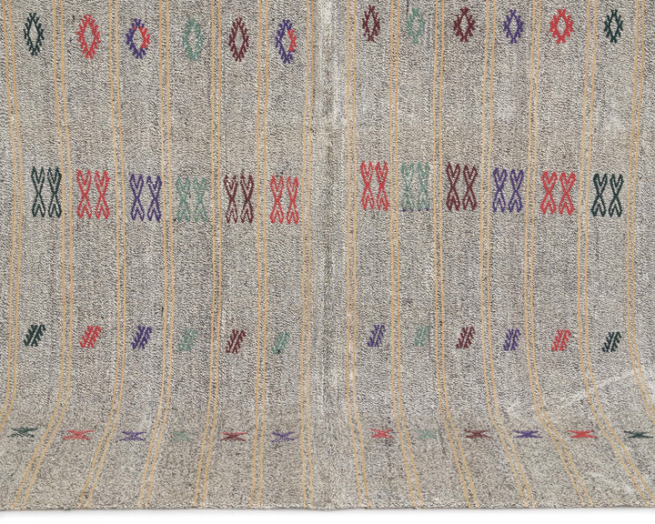 Gray Kilim Rug 5' 7" x 8' 6" | No. VR15060