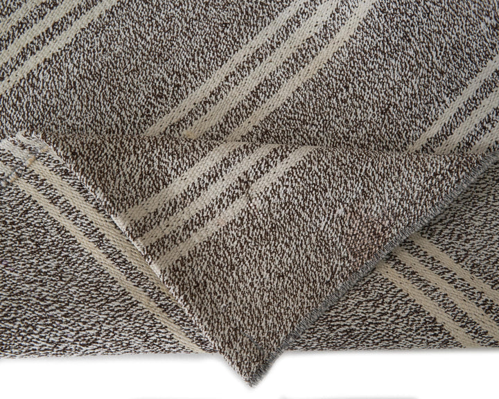 Kilim Rug 5' 7" x 8' | No. VR50994