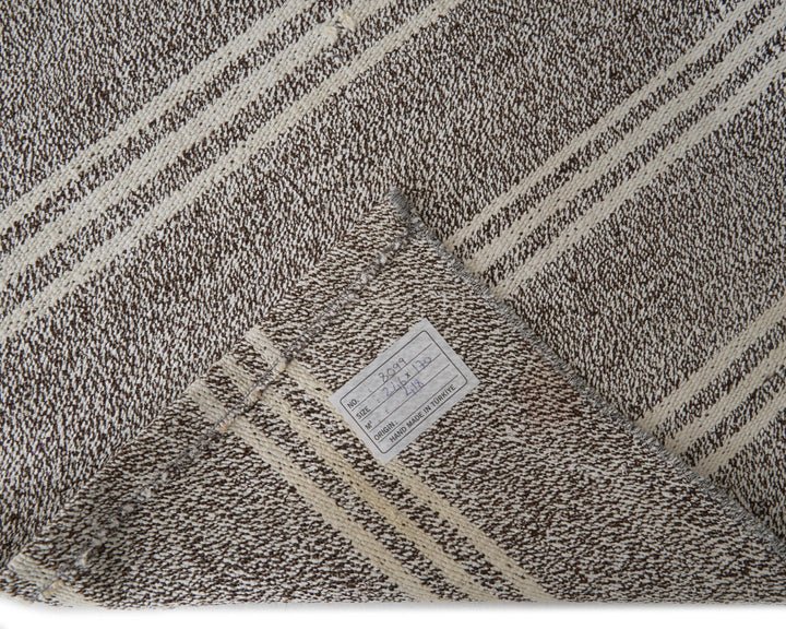 Kilim Rug 5' 7" x 8' | No. VR50994