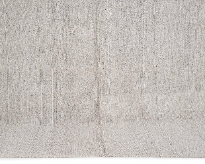 Gray Kilim Rug 7' 1" x 9' 4" | No. VR95767