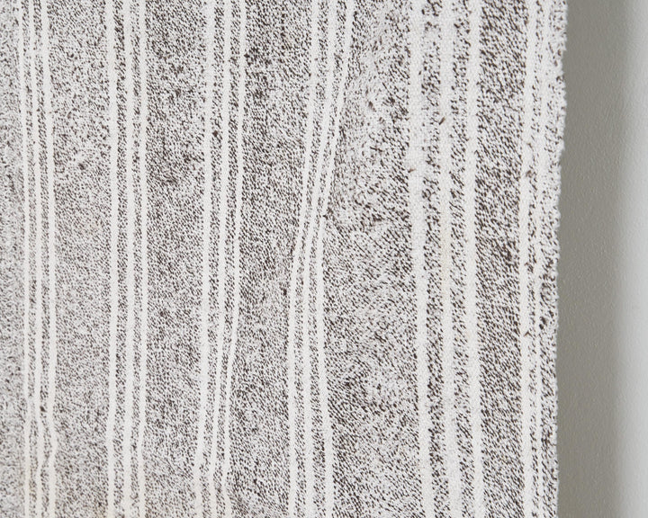 Gray Kilim Rug 4' 7" x 9' 4" | No. VR52549