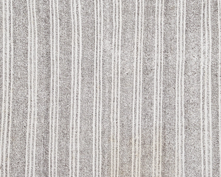 Gray Kilim Rug 4' 7" x 9' 4" | No. VR52549