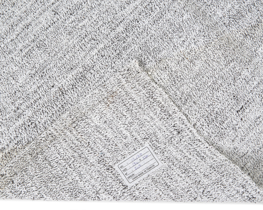 Gray Kilim Rug 5' 1" x 7' 6" | No. VR18235