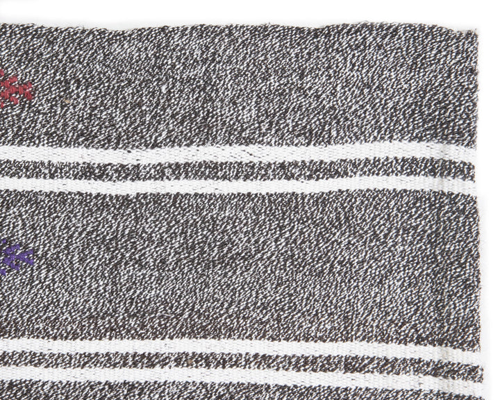 Gray Kilim Rug 5' 8" x 7' | No. VR48809