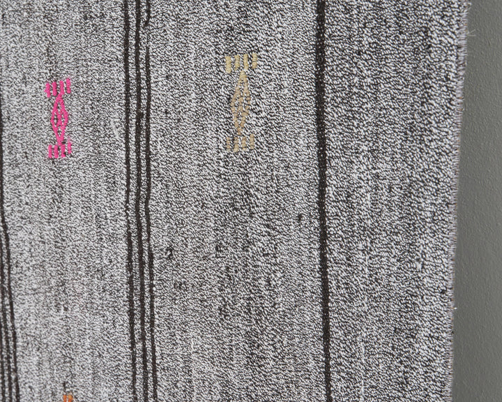Gray Kilim Rug 6' 9" x 7' 2" | No. VR27840