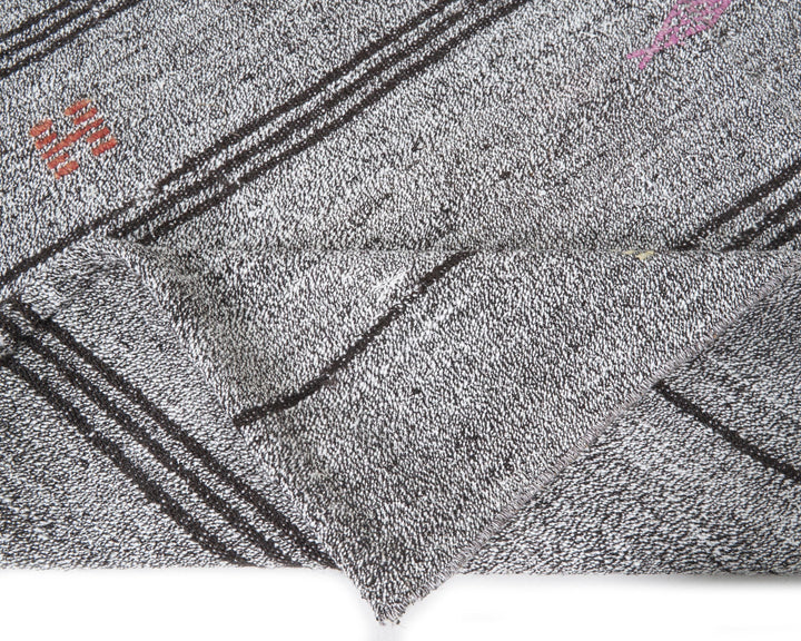 Gray Kilim Rug 6' 9" x 7' 2" | No. VR27840
