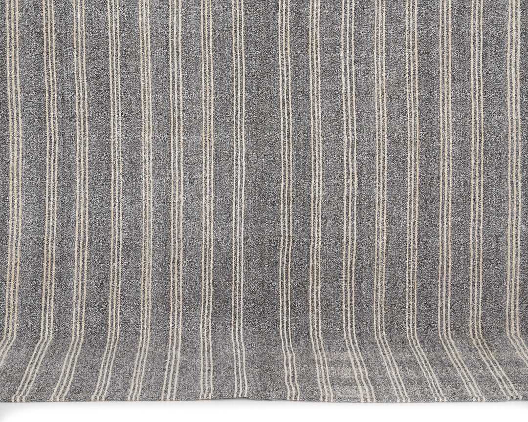 Gray Kilim Rug 5' 8" x 8' 2" | No. VR38363