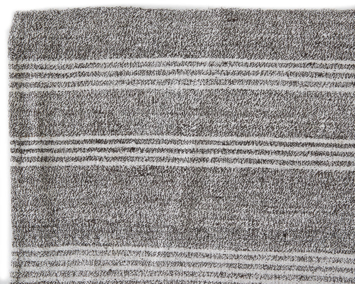 Gray Kilim Rug 6' 4" x 8' 10" | No. VR30067