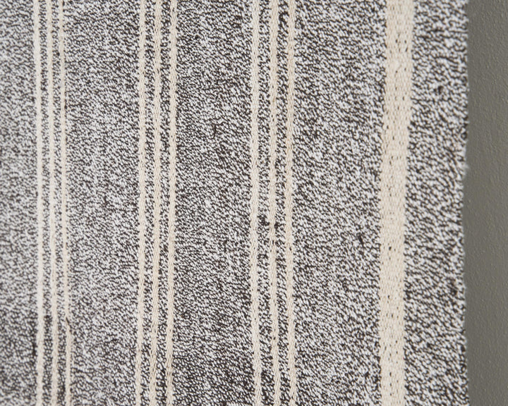 Gray Kilim Rug 6' 4" x 7' 11" | No. VR38013
