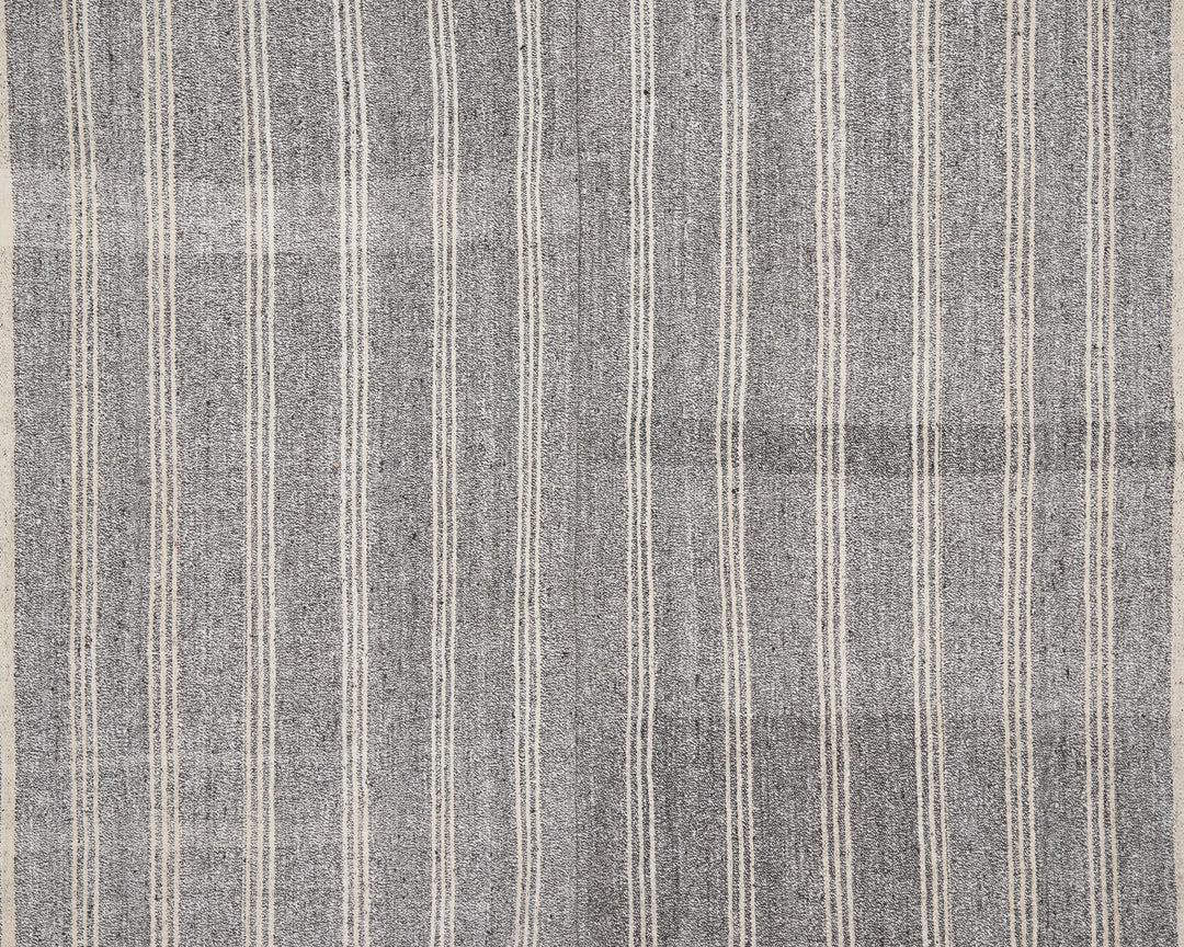 Gray Kilim Rug 6' 4" x 7' 11" | No. VR38013
