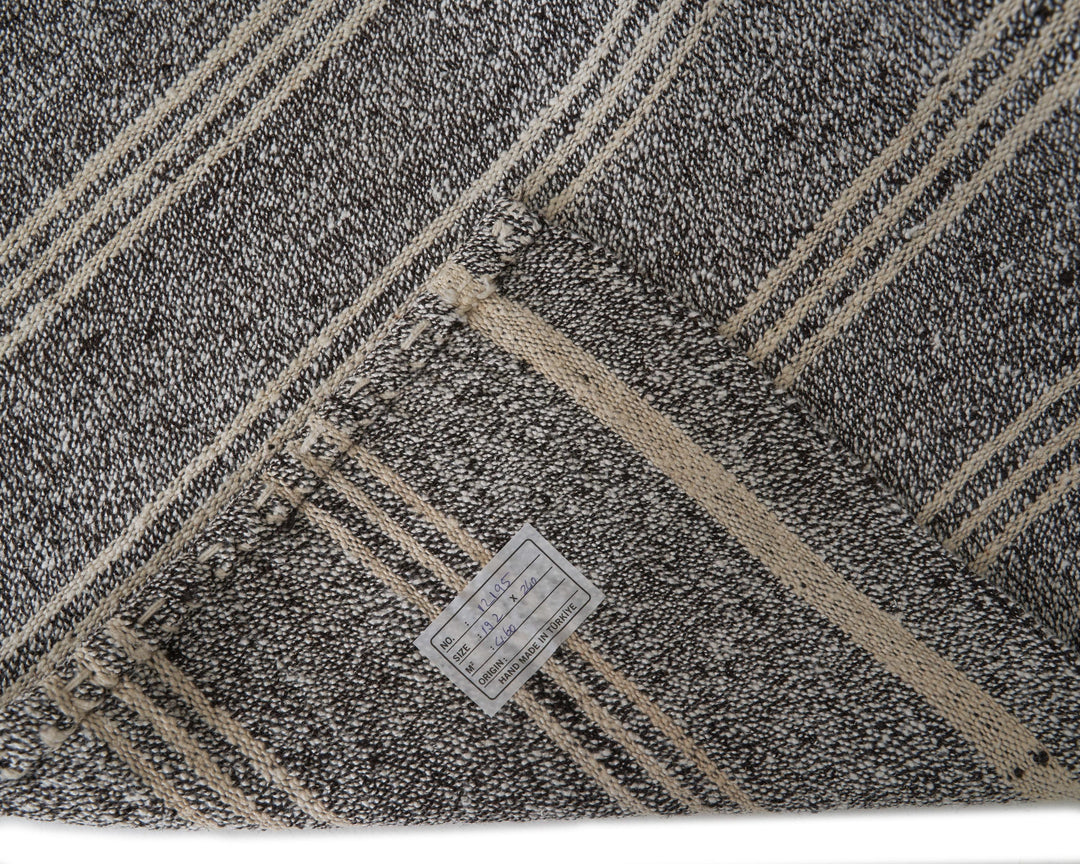 Gray Kilim Rug 6' 4" x 7' 11" | No. VR38013