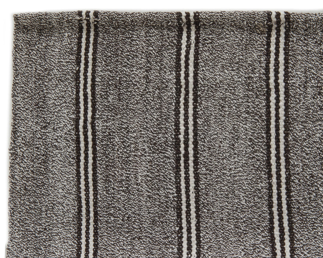 Gray Kilim Rug 6' 1" x 7' 4" | No. VR39816