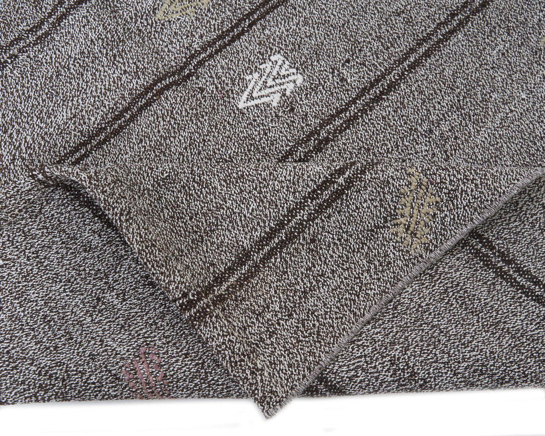 Gray Kilim Rug 6' 1" x 7' 2" | No. VR12592