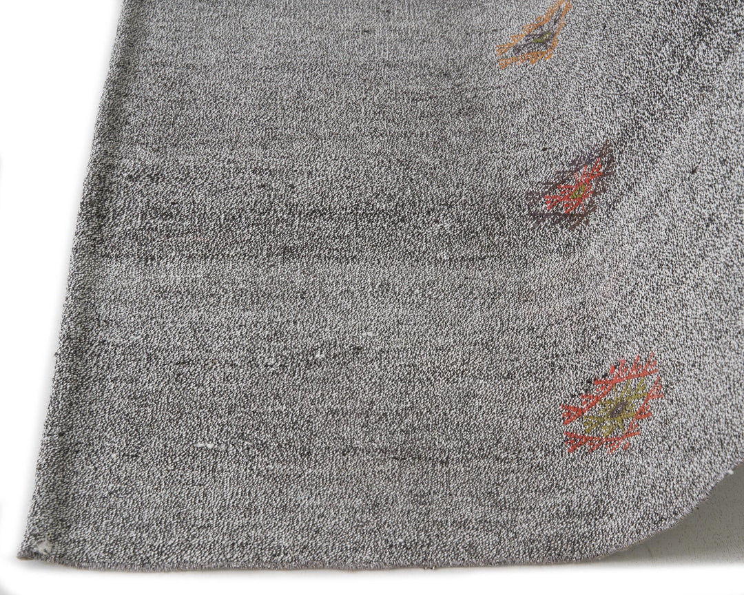 Gray Kilim Rug 6' 10" x 8' 2" | No. VR27832