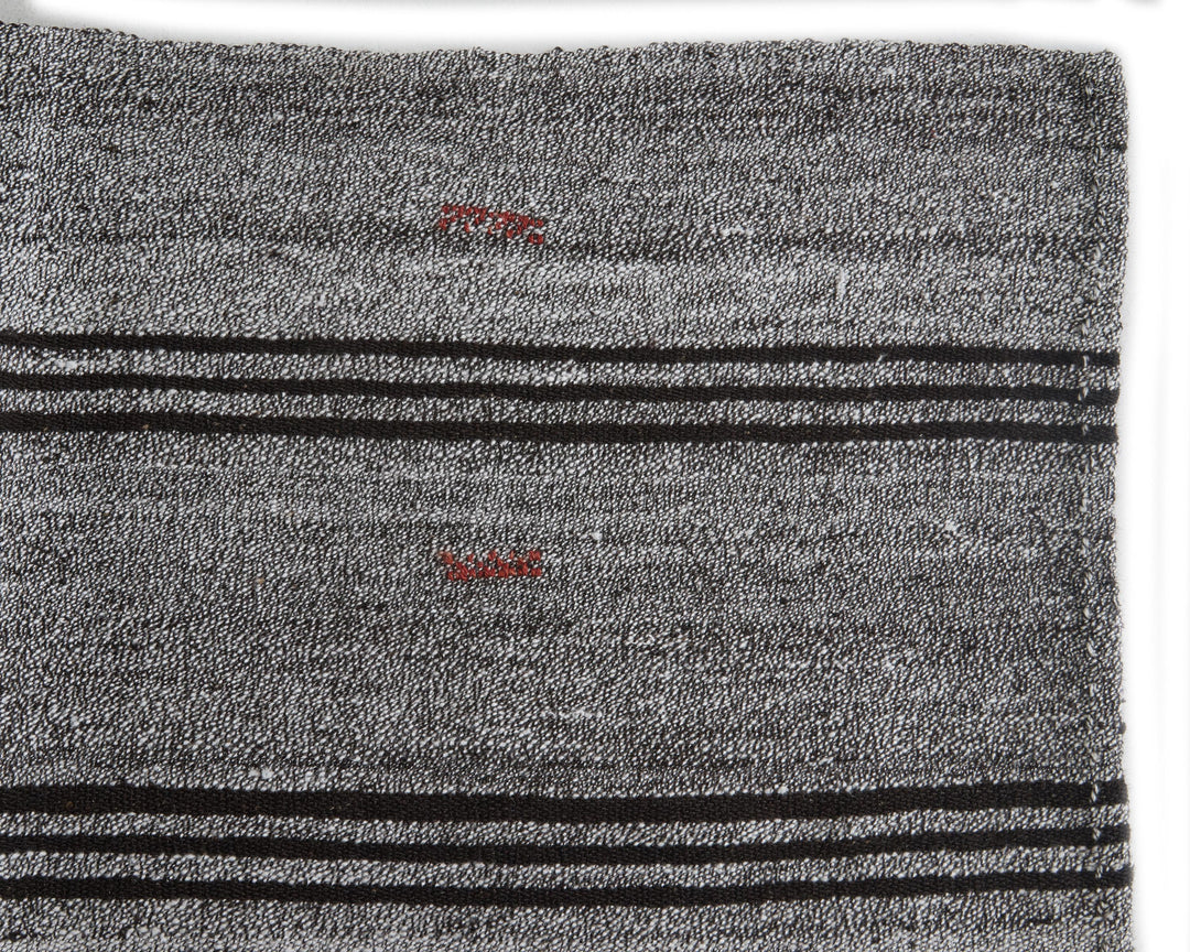 Gray Kilim Rug 5' 7" x 8' 6" | No. VR98043