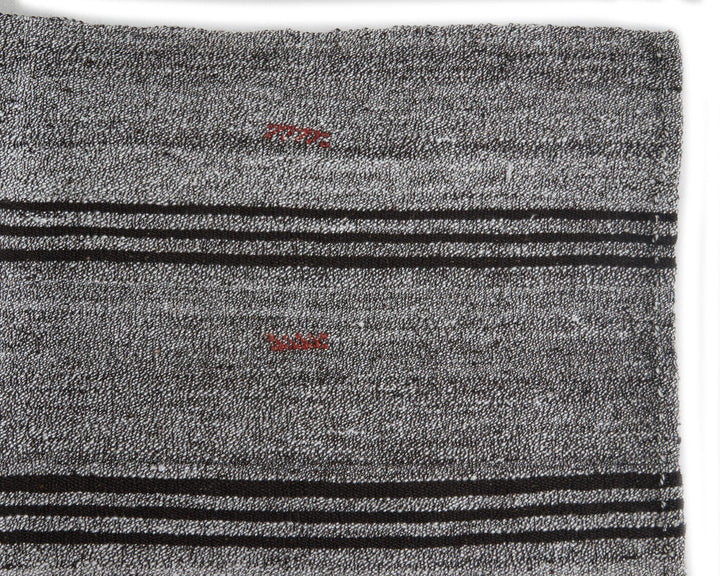 Gray Kilim Rug 5' 7" x 8' 6" | No. VR98043