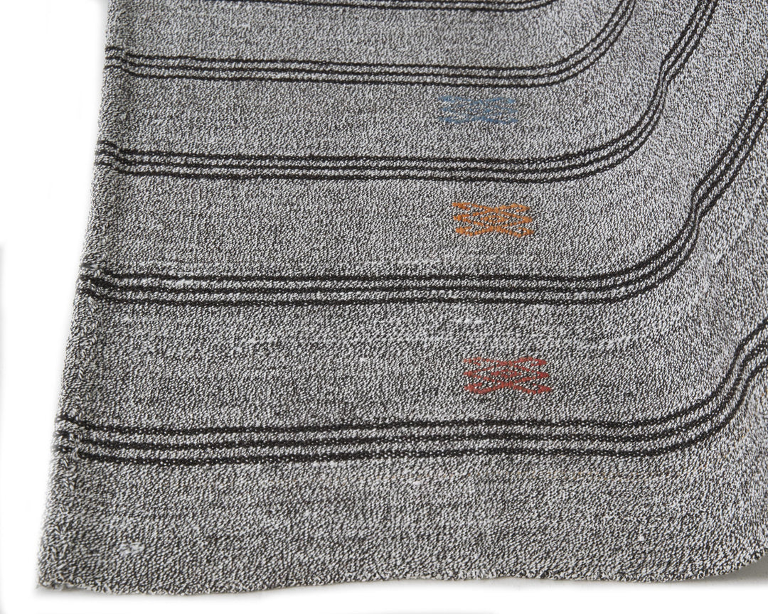Gray Kilim Rug 6' 2" x 7' 11" | No. VR16671