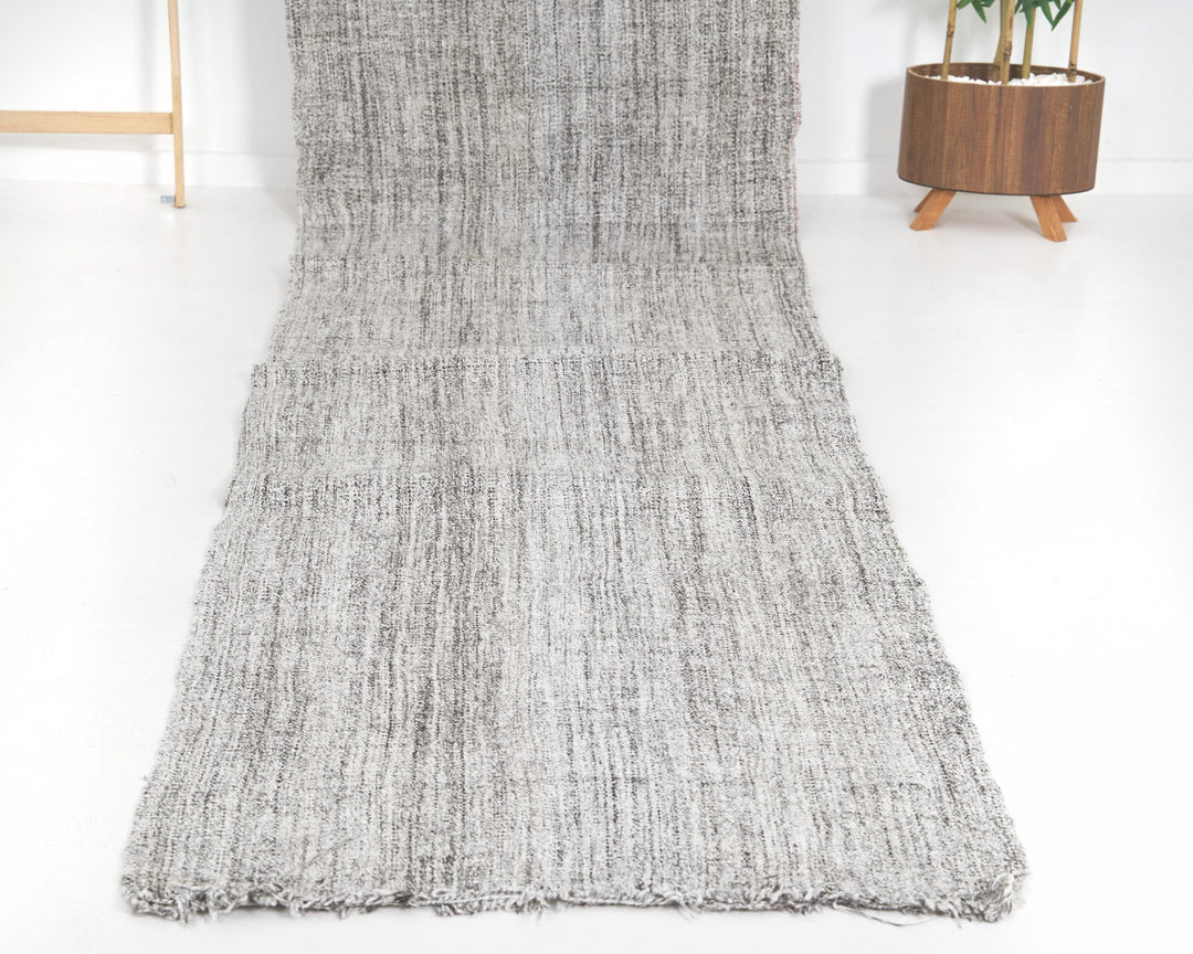 Runner Rug 2' 10" x 20' | No. VR88036