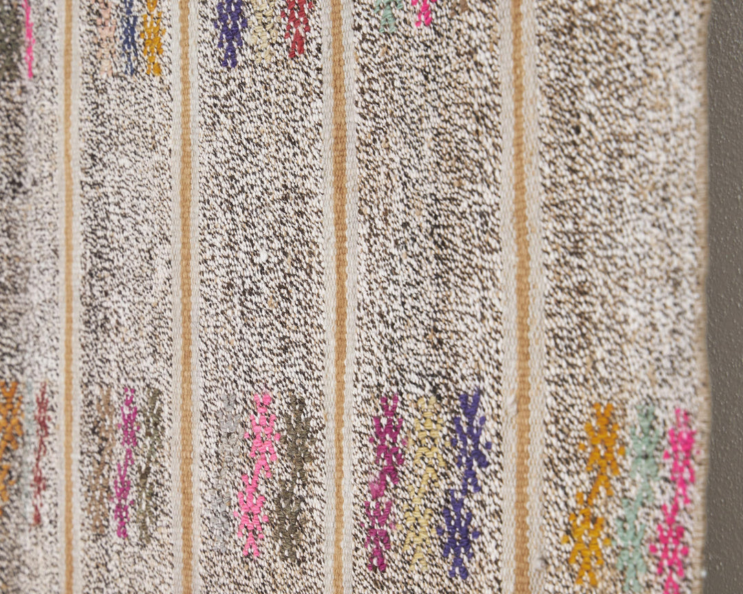 Gray Kilim Rug 3' 10" x 7' 2" | No. VR74700
