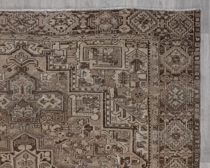 Vintage Turkish Rug 5' x 12' | No. VR22542