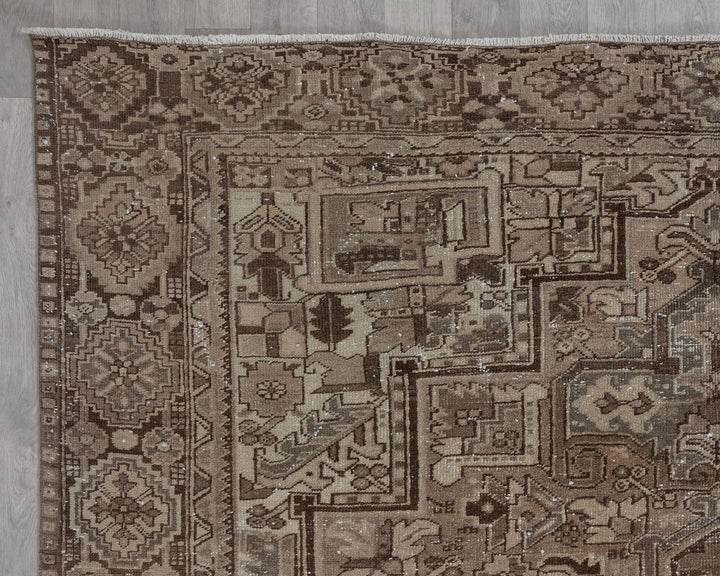 Vintage Turkish Rug 5' x 12' | No. VR22542
