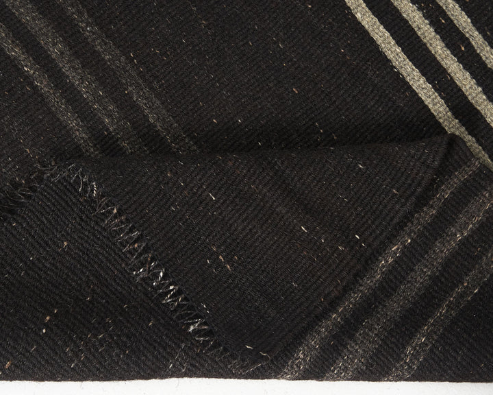 Brown Kilim Rug 7' 5" x 13' 3" | No. VR26686
