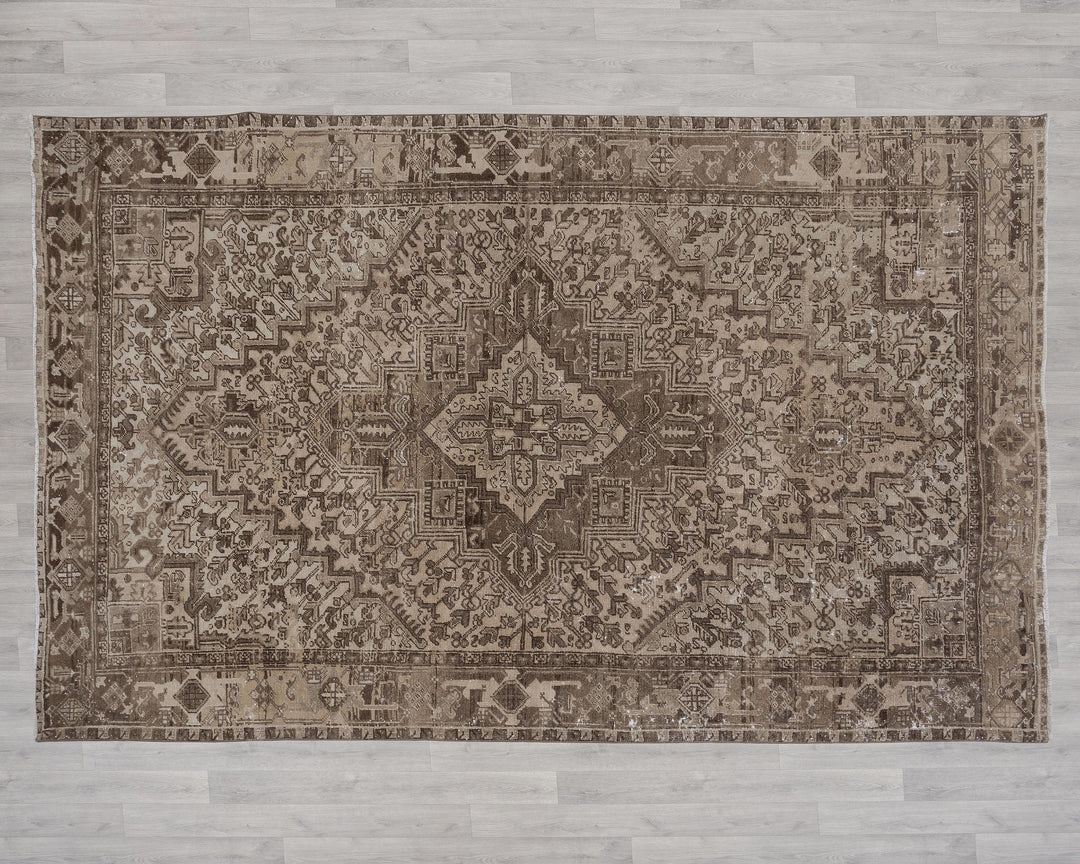 Neutral Oushak Rug 6' 11" x 10' 5" | No. VR54550