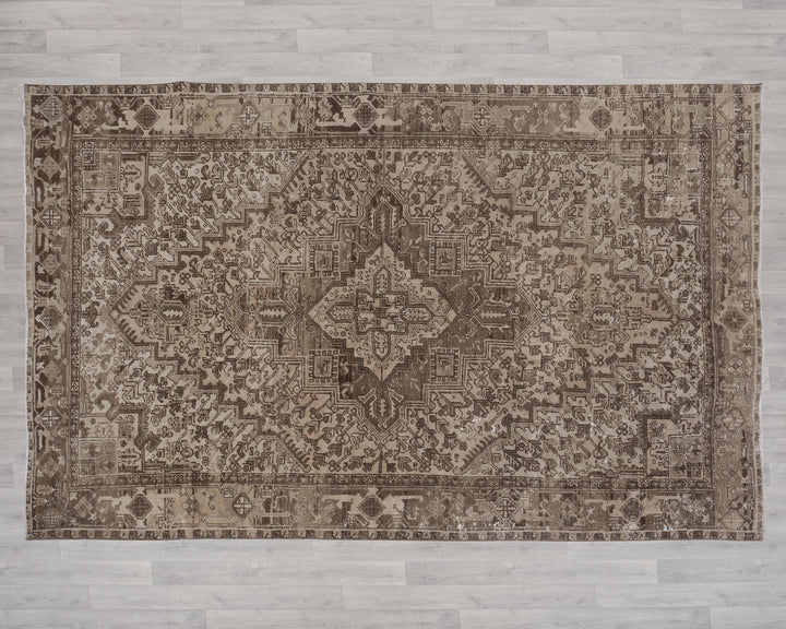 Neutral Oushak Rug 6' 11" x 10' 5" | No. VR54550