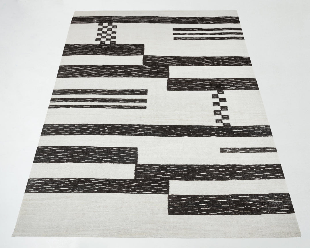 Black Kilim Rug 10' x 13' 3" | No. VR18726