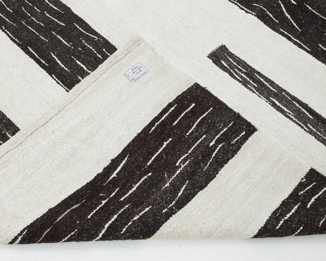 Black Kilim Rug 10' x 13' 3" | No. VR18726