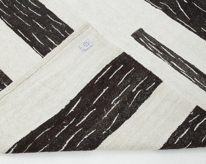 Black Kilim Rug 10' x 13' 3" | No. VR18726