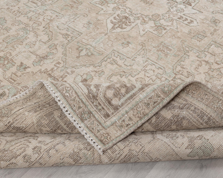 Beige Oushak Rug 9' 6" x 12' 8" | No. VR23603