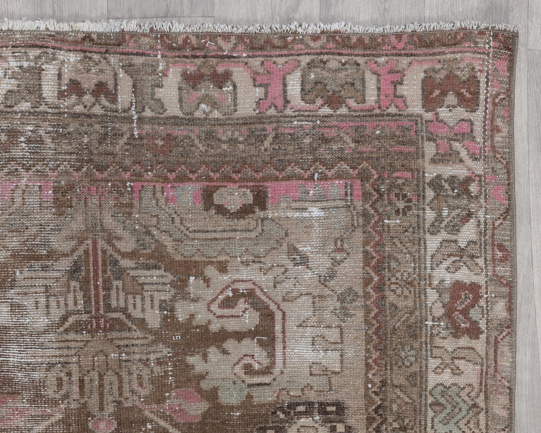 Runner Rug 3' 6" x 9' 6" | No. VR42590