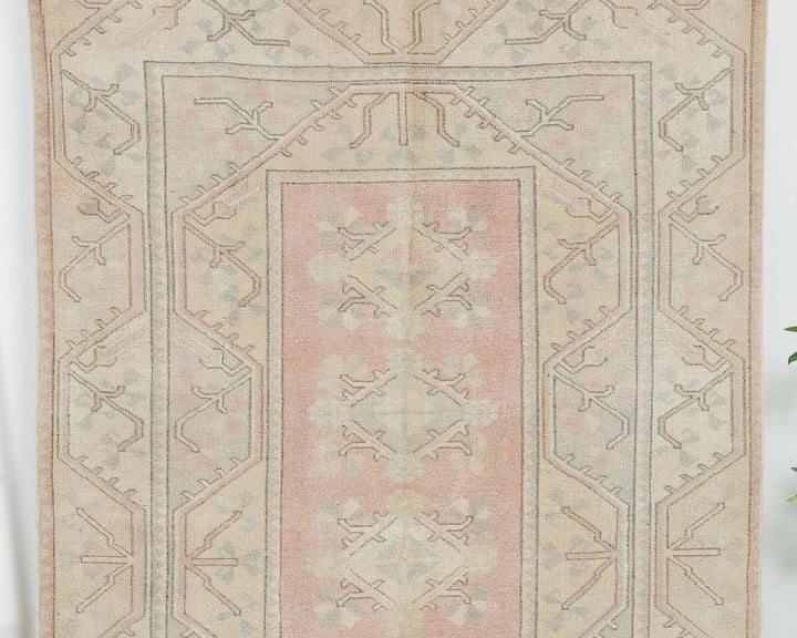 Beige Oushak Rug 5' x 8' | No. VR87334