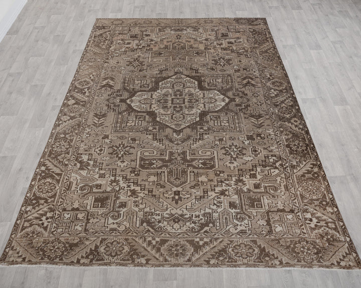Brown Oushak Rug 9' 3" x 12' 4" | No. VR35755
