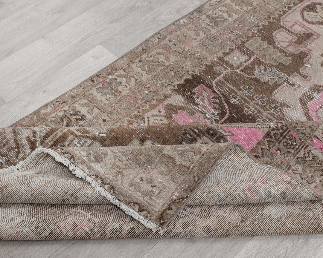 Runner Rug 3' 6" x 9' 6" | No. VR42590