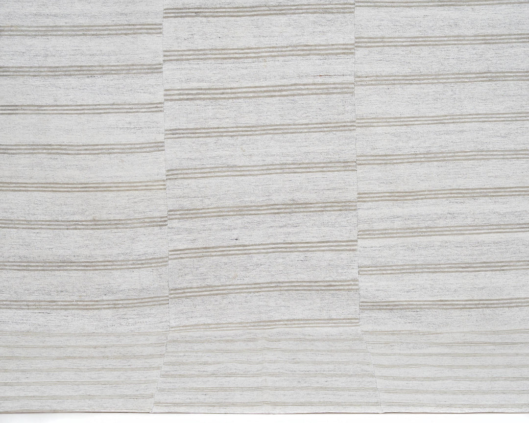 Faded Kilim Rug 6' 2" x 9' 4" | No. VR73205